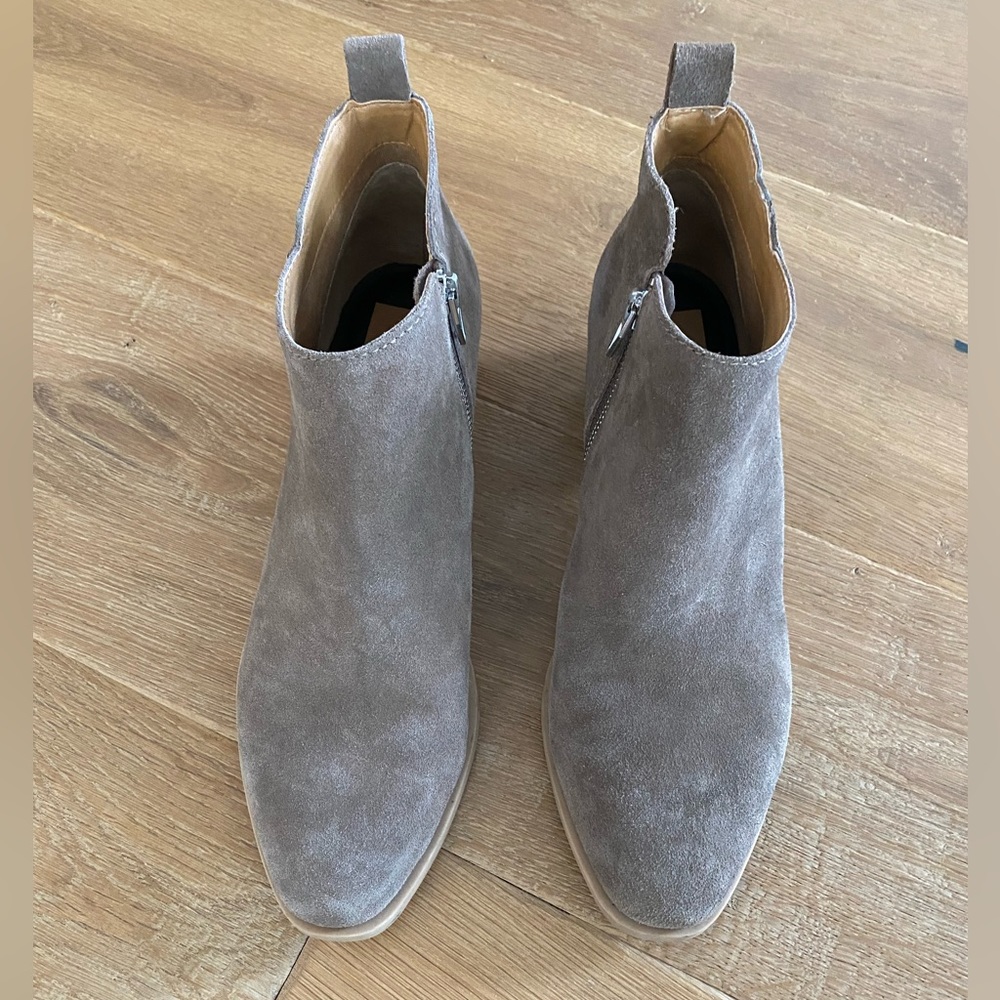 Dolce Vita booties